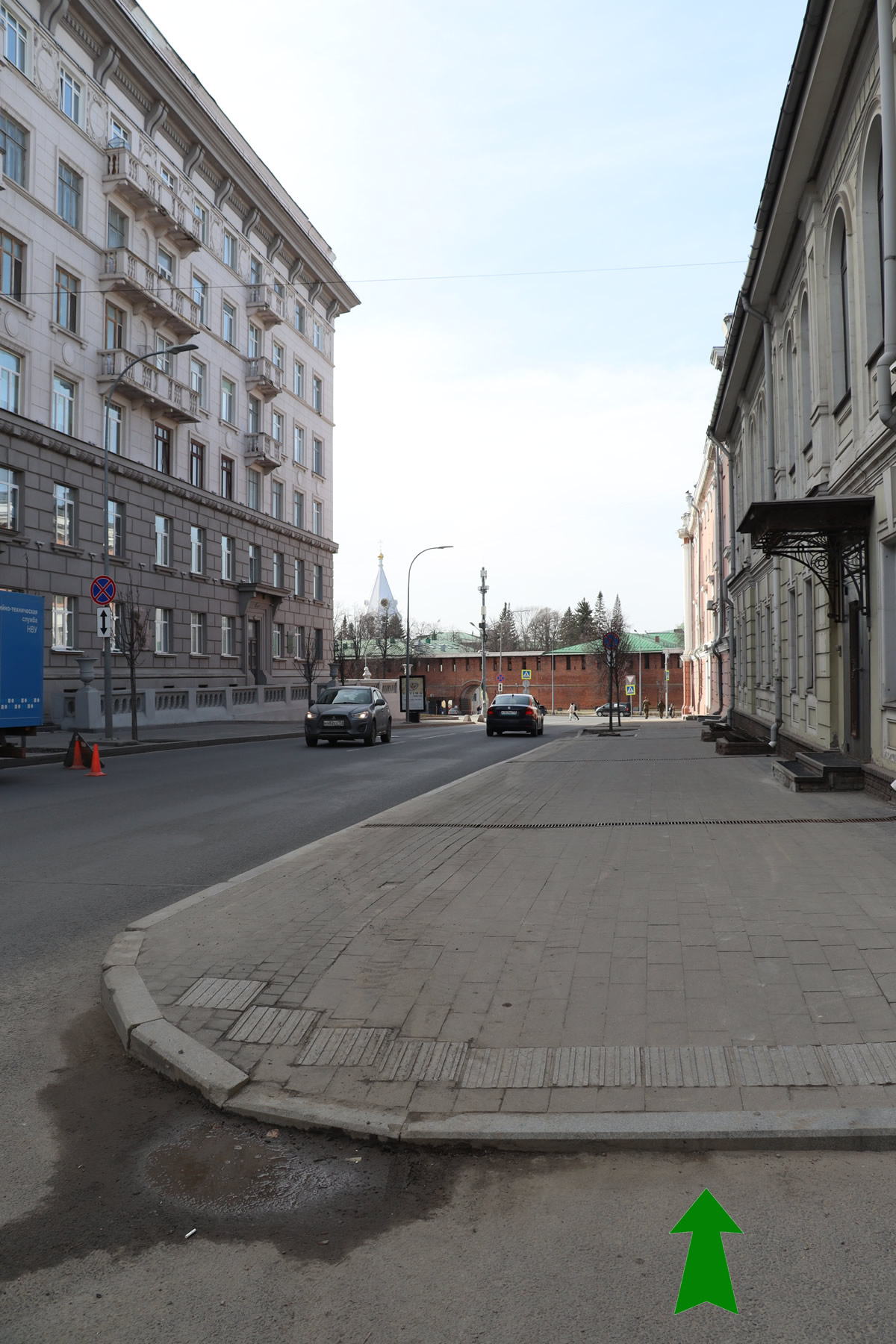 Нижний Новгород. Фото. Академия водного транспорта ост (чёт сторона) - Кремлёвский бульвар